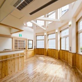 ケアリング筥崎用途変更工事の画像